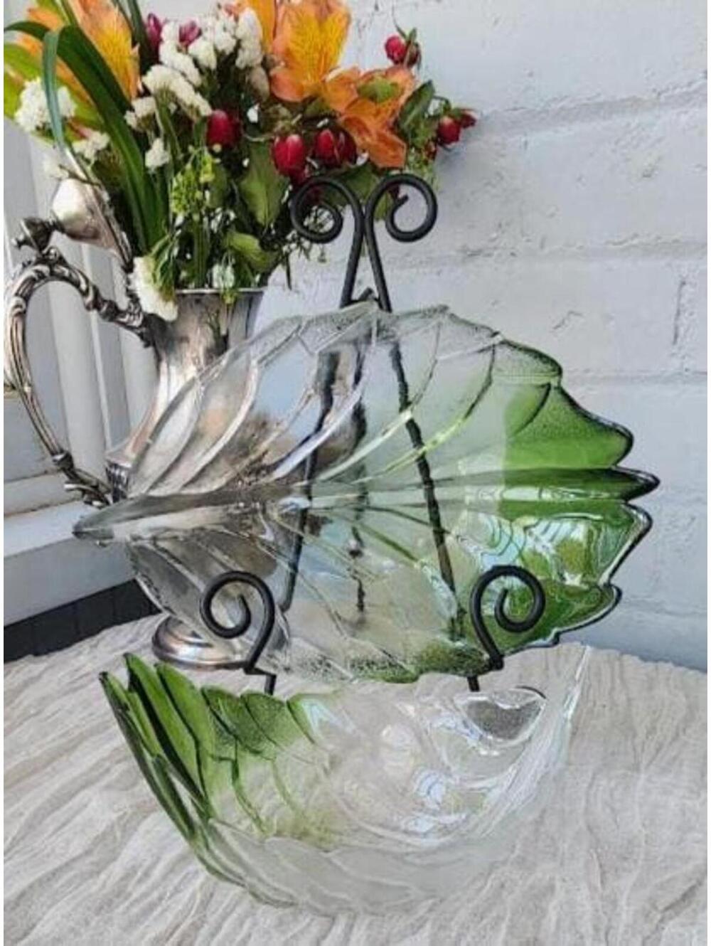 Vintage Leaf Glass Bowl Set – Mid Century Serving Bowls